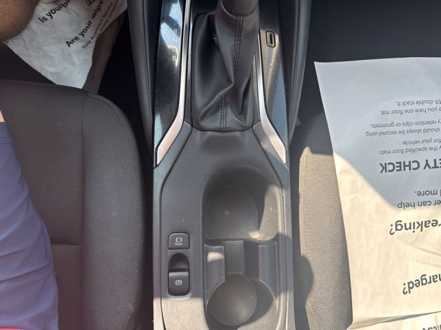 Used 2025  Toyota LE image 36