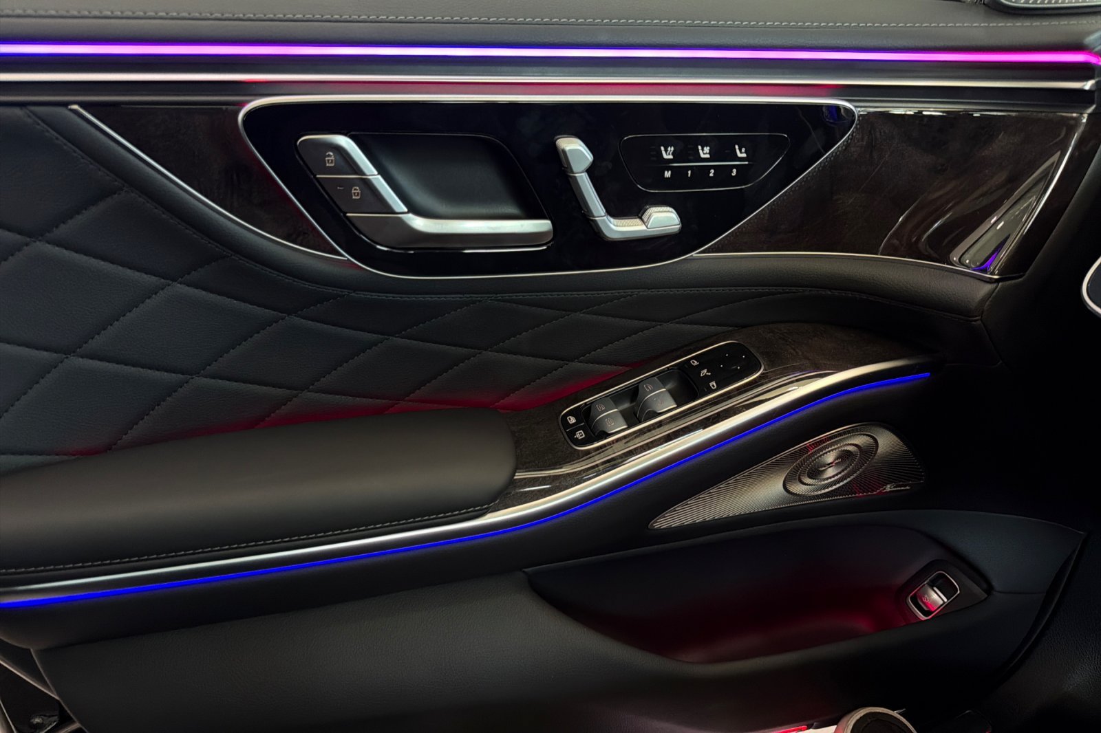 New 2027 Black Mercedes-Benz S 580 image 23