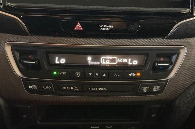 Certified Used 2024 Crystal Black Pearl Honda RTL image 23