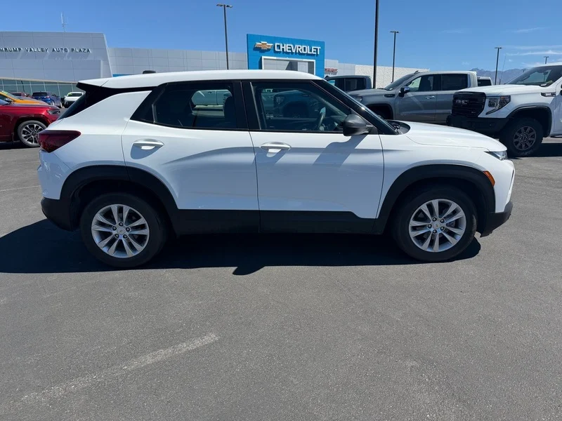 Used 2022 Chevrolet Trailblazer LS with VIN KL79MMS27NB102650 for sale in Pahrump, NV