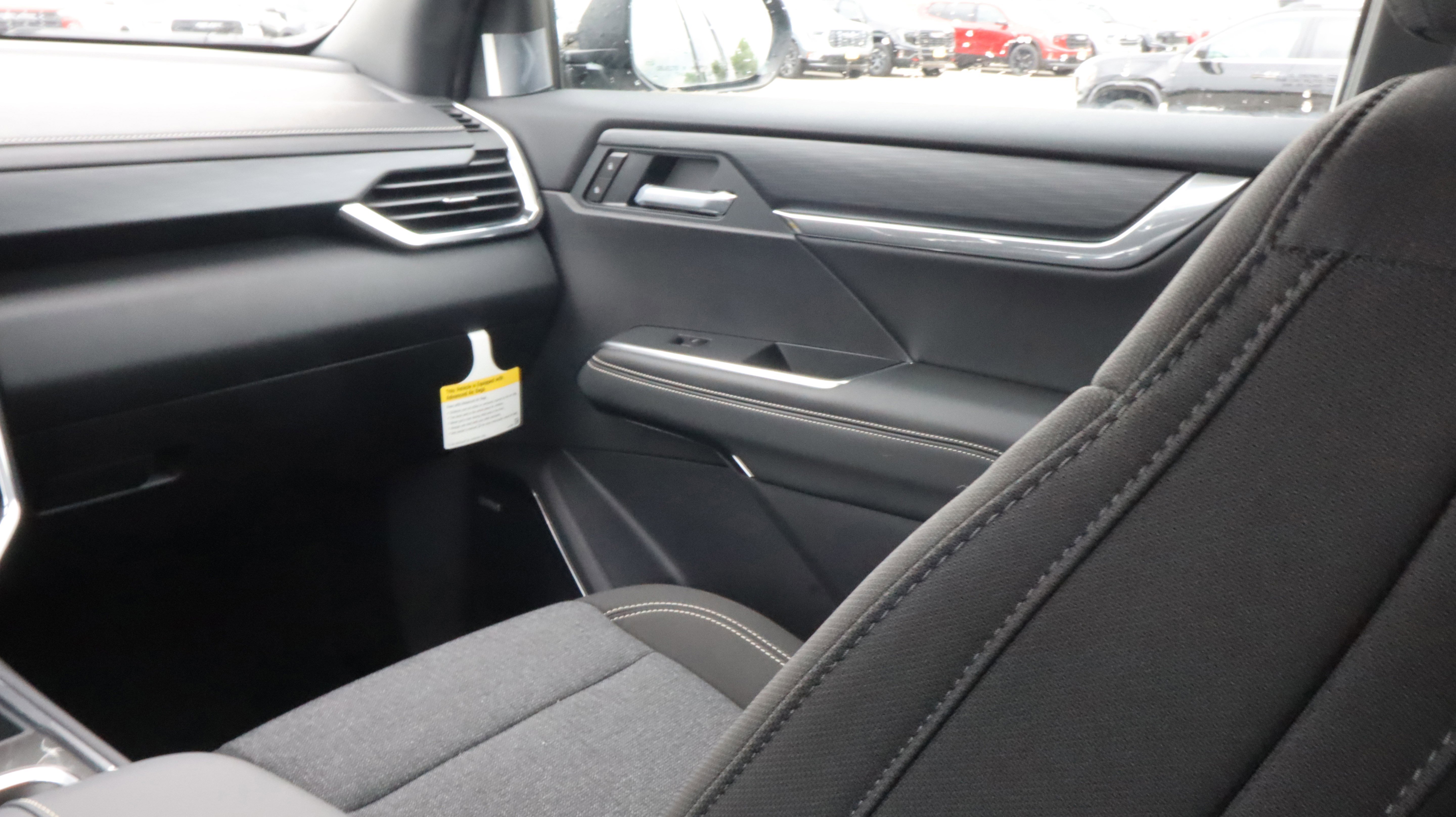 2026 GMC Acadia Elevation - Photo 11