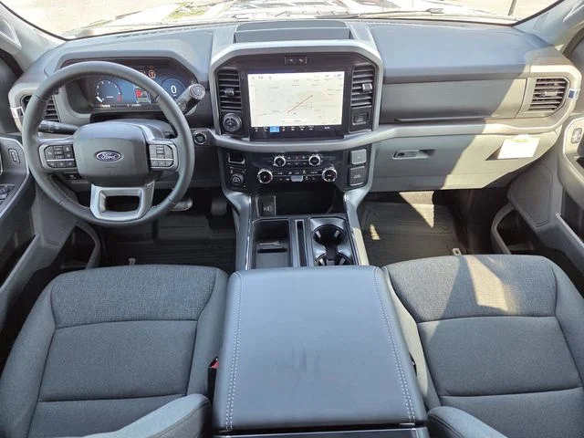New 2026 Carbonized Gray Metallic Ford XLT image 11