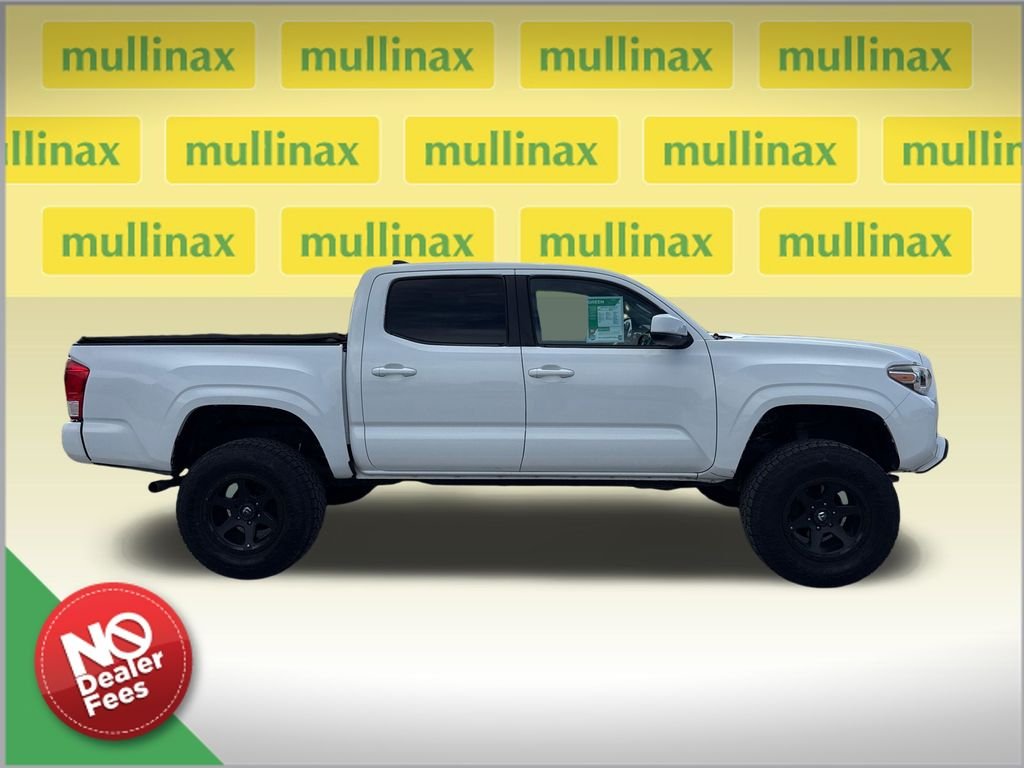 Used 2016 White Toyota SR5 image 2