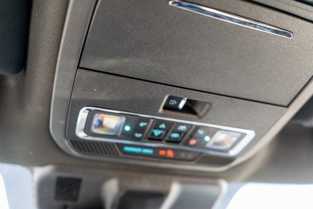 Used 2025 Space White Metallic Ford Tremor image 35