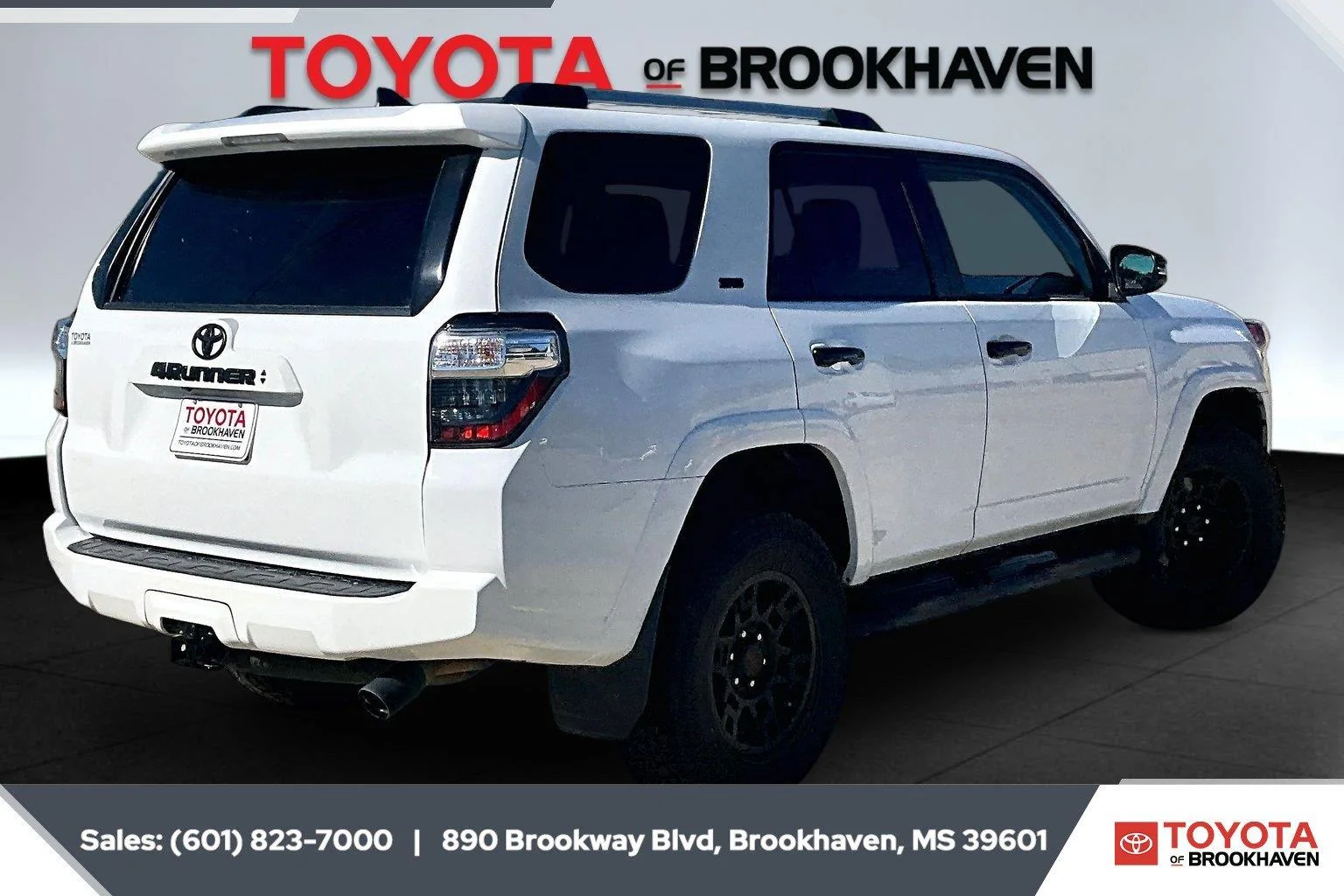 Used 2021 Super White Toyota SR5 Premium image 11