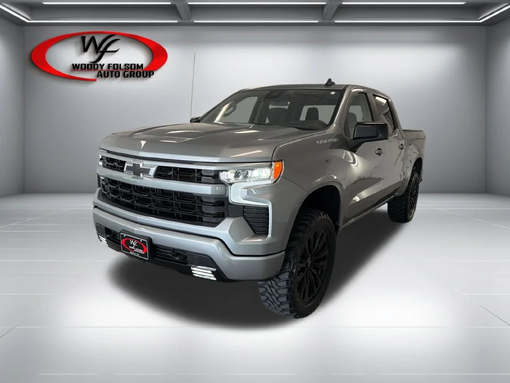 Used 2026 Gray Chevrolet RST image 3