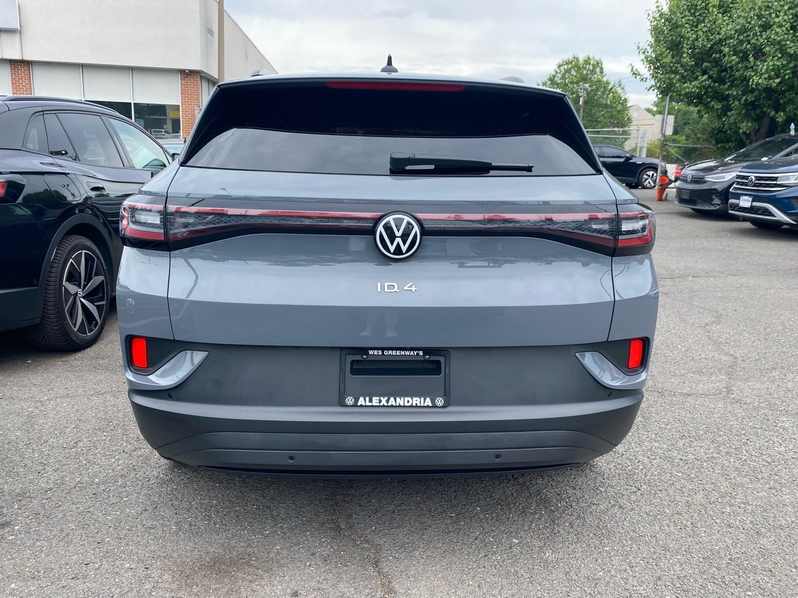 Certified Used 2024 Gray Volkswagen S image 4
