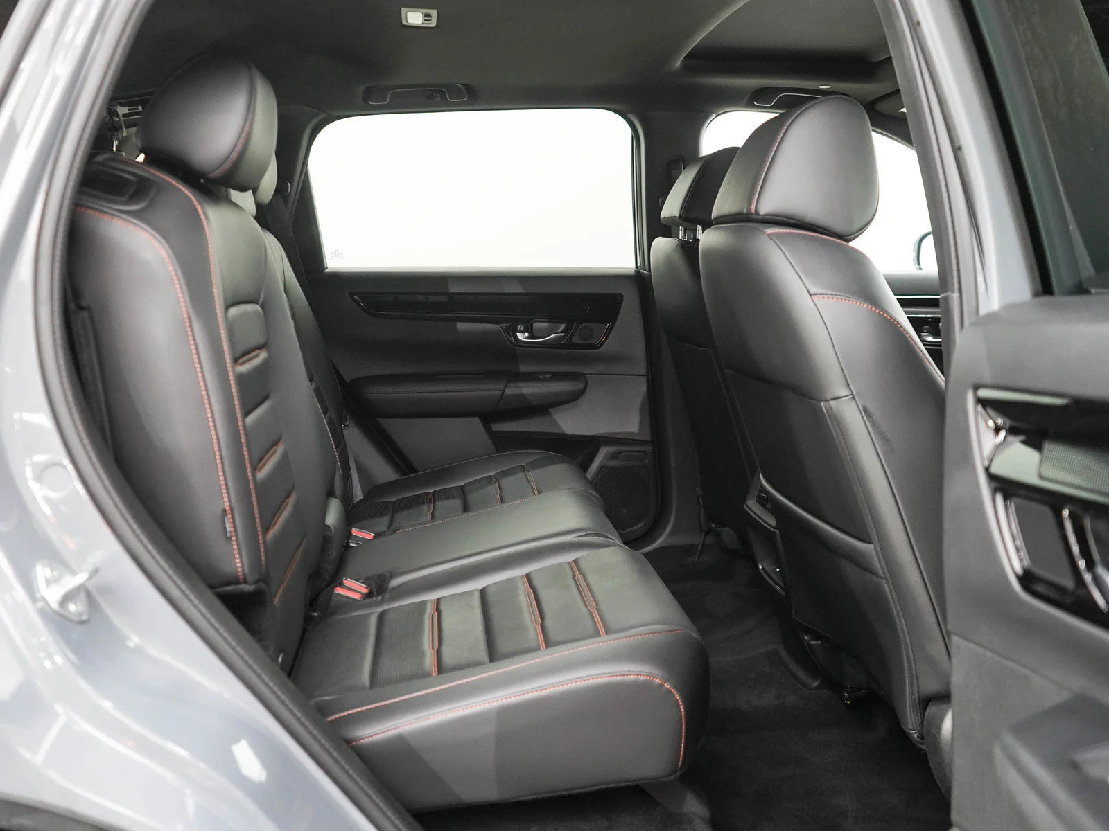 Used 2024 Gray Honda Sport Touring image 12