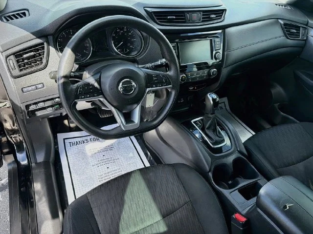 Used 2019 Black Nissan S image 9