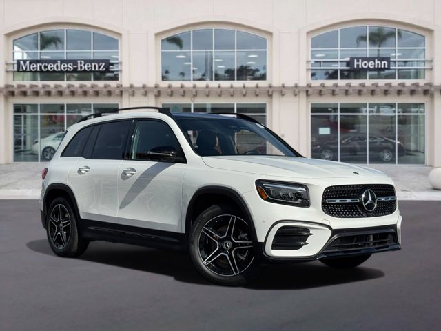 Used 2025 Polar White Mercedes-Benz GLB 250 image 1