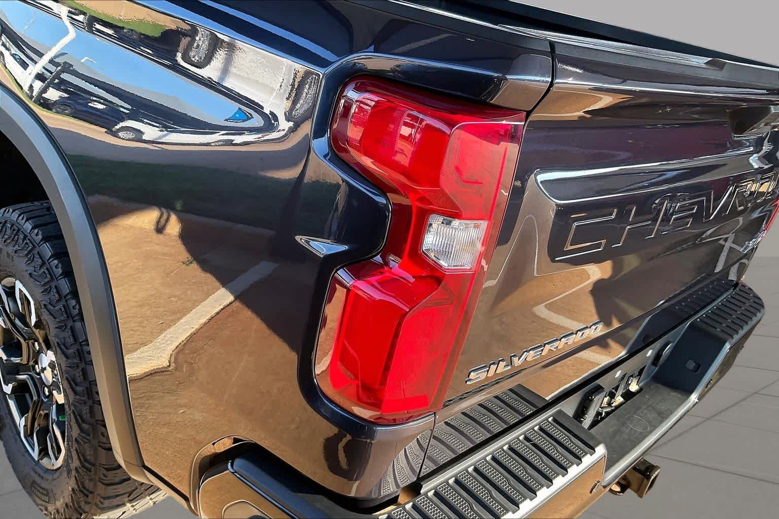 2024 Chevrolet Silverado 1500 ZR2 - Photo 27
