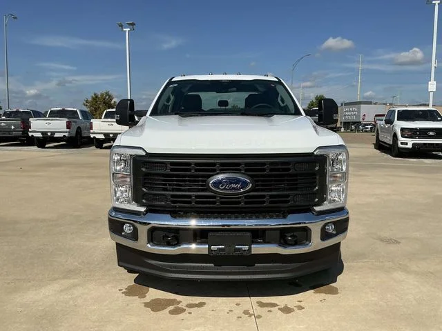 2026 Ford F-350 Super Duty XL - Photo 8