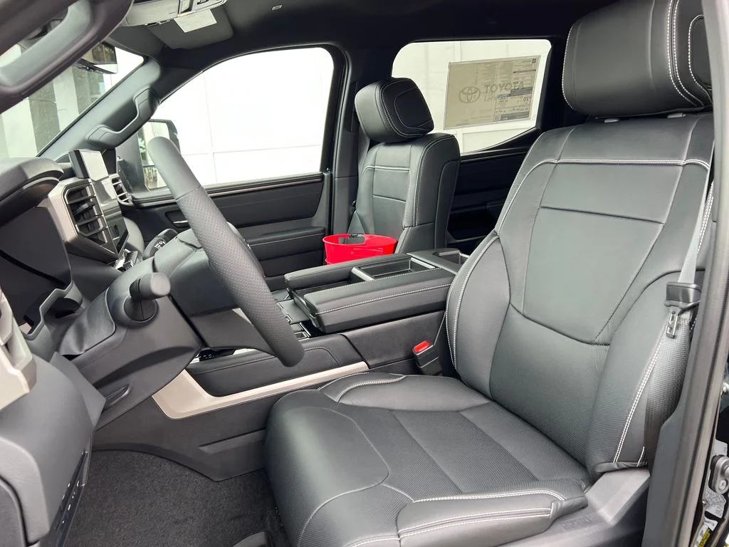 2026 Toyota Tundra Limited - Photo 11