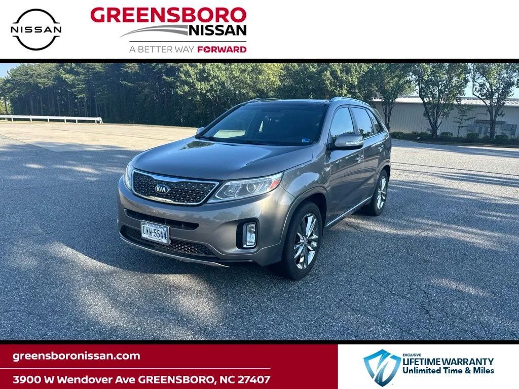 Used 2015 Silver Kia Limited V6 image 1