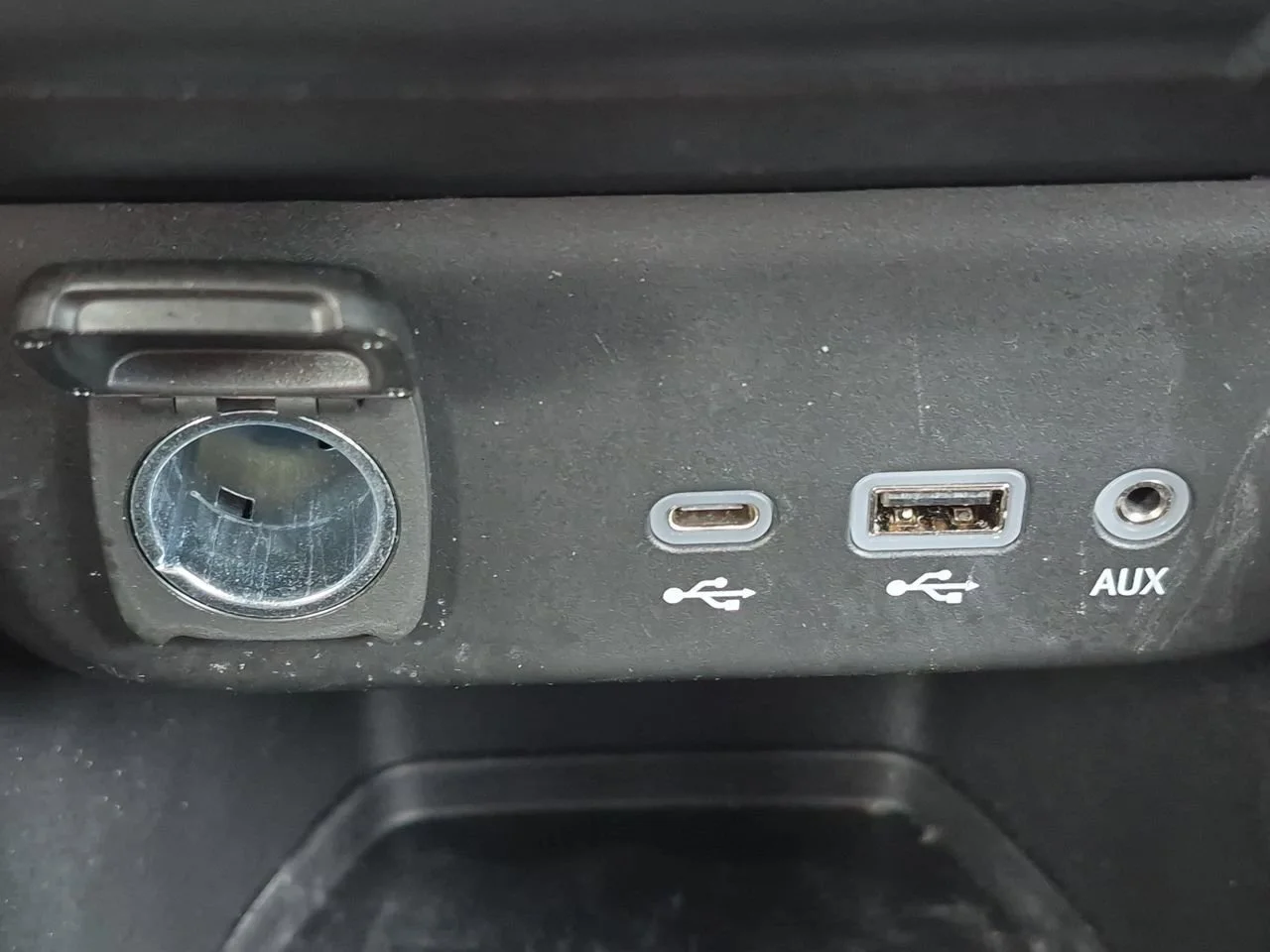 Used 2023 Sterling Gray Metallic Chevrolet LT image 33