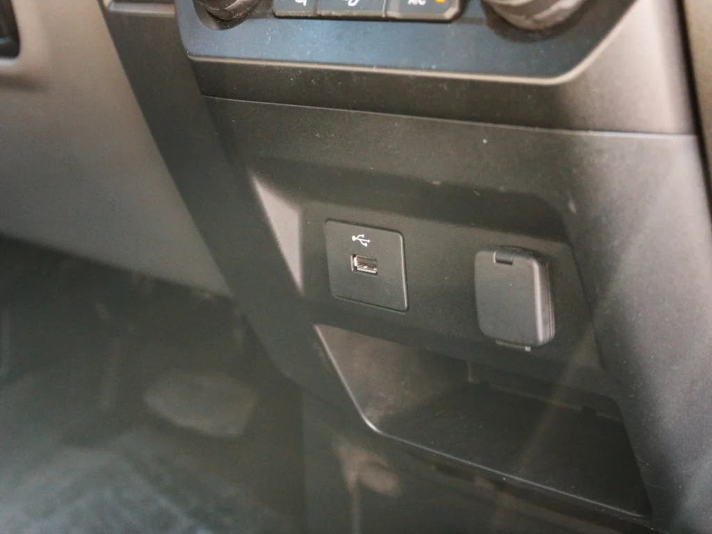 Used 2020 Oxford White Ford XL image 28