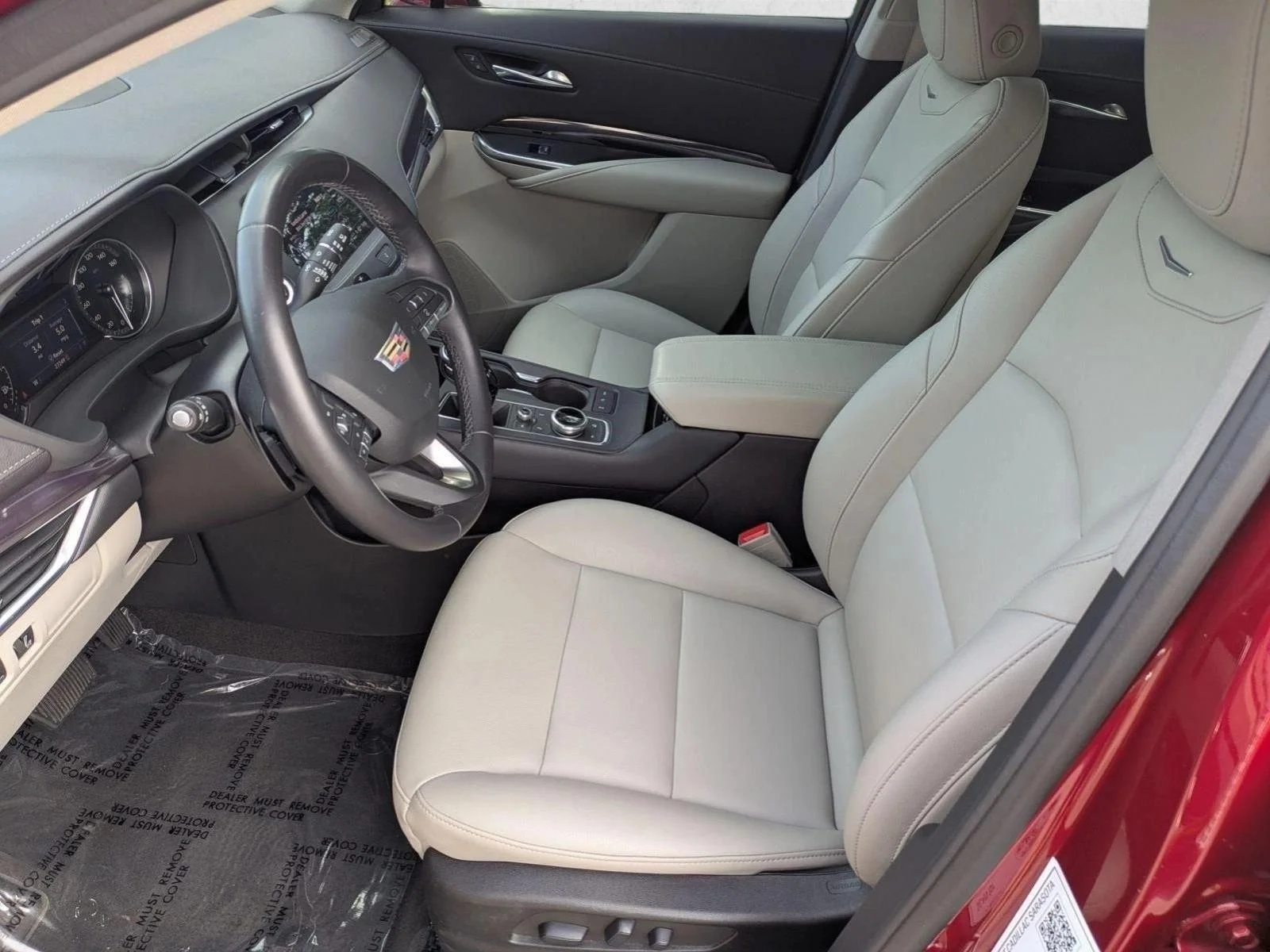 Used 2022 Infrared Tintcoat Cadillac FWD Luxury image 16