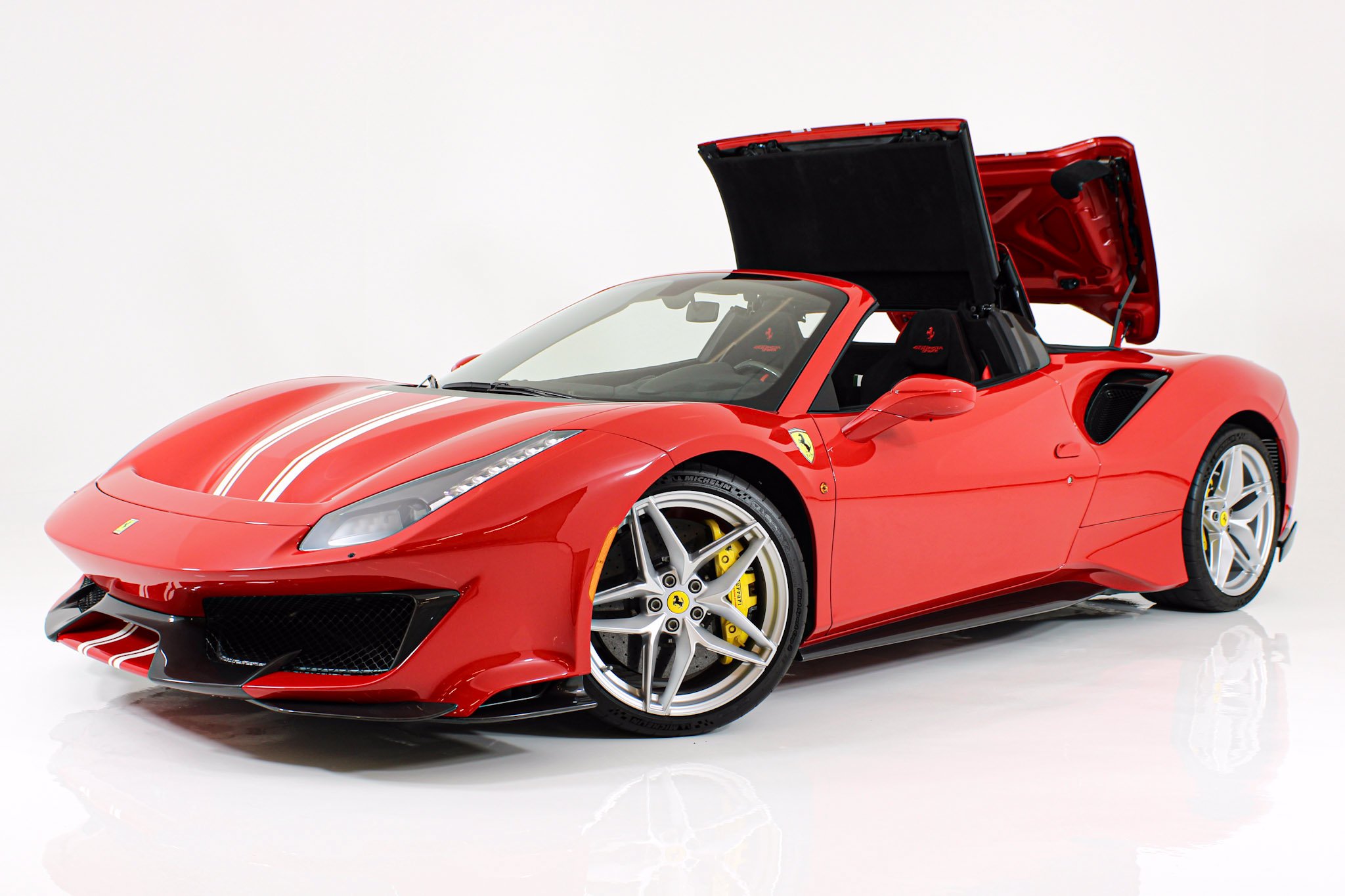 Certified Used 2019 Red Ferrari  image 63