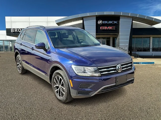 Pre-Owned 2021 Volkswagen Tiguan SE Front Wheel Drive SUV
