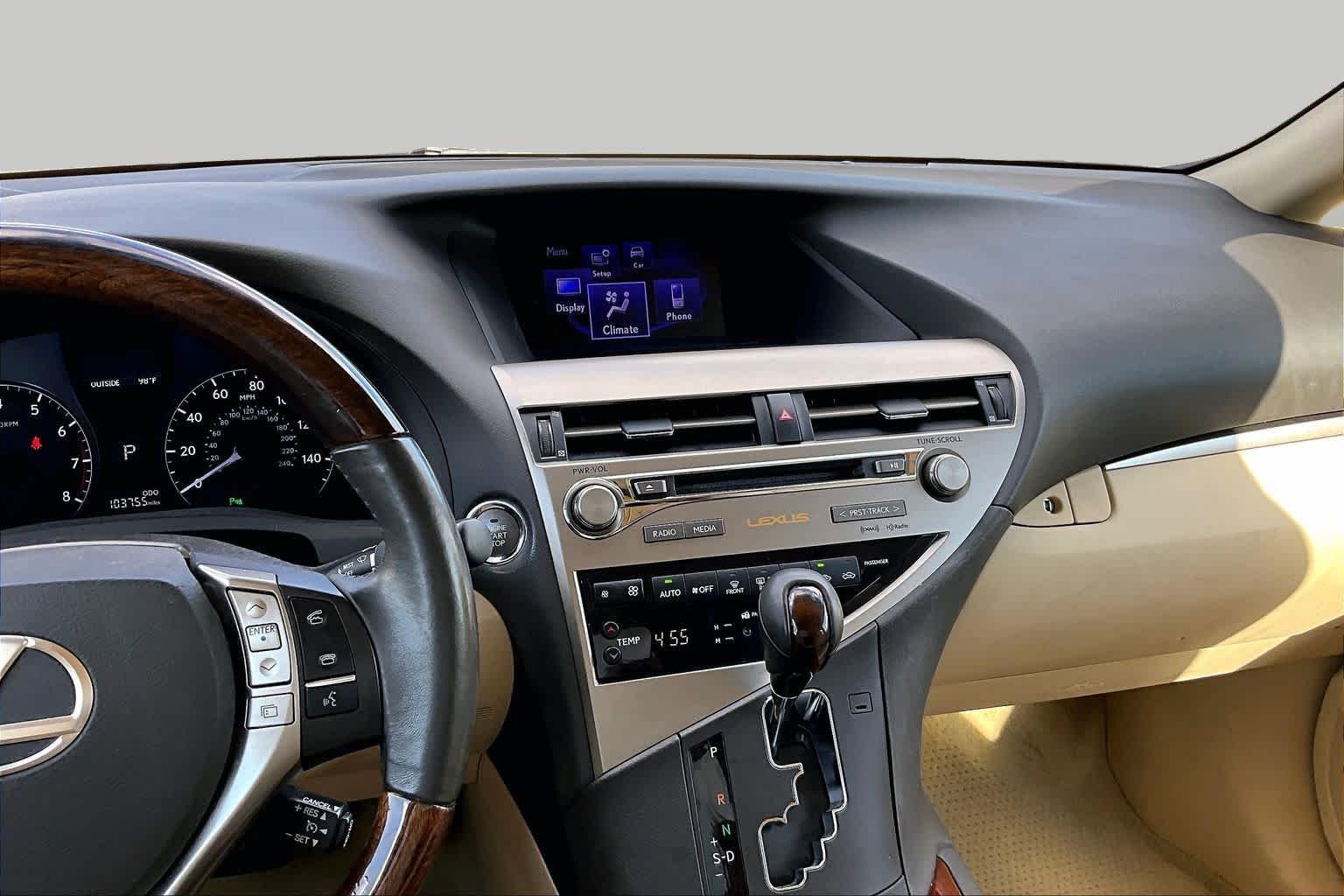 Used 2013 Starfire Pearl Lexus  image 7