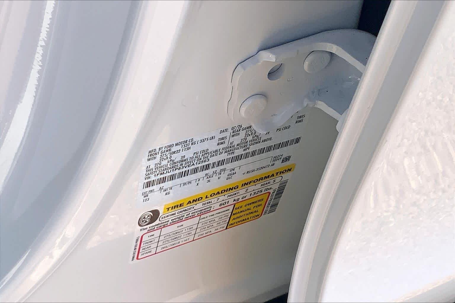 New 2027 Star White Metallic Tri-Coat Ford King Ranch® image 21