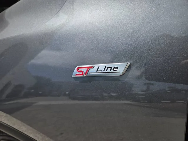 2025 Ford Escape ST-Line - Photo 3