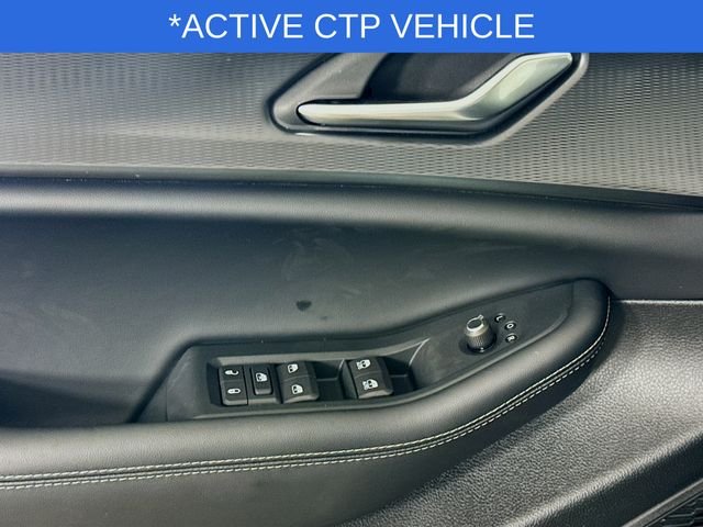 New 2025 Bright White Clear-Coat Exterior Paint Jeep Altitude X image 17