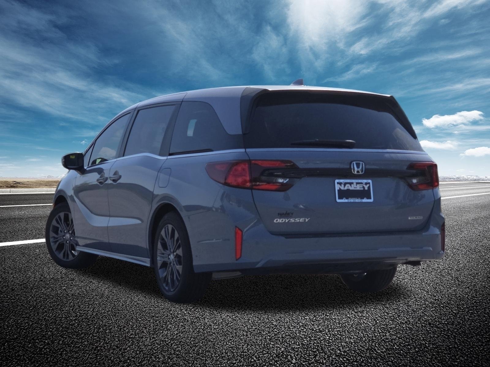 New 2026 Sonic Gray Pearl Honda Touring image 7