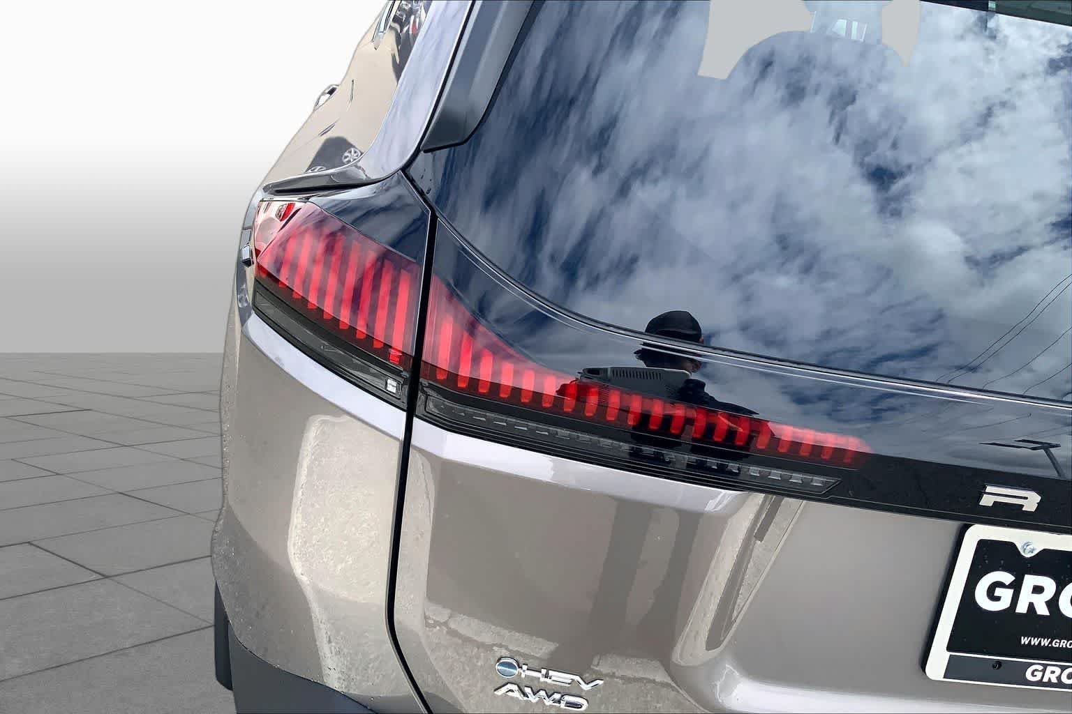 New 2026 Meteor Shower Toyota XLE Premium image 14