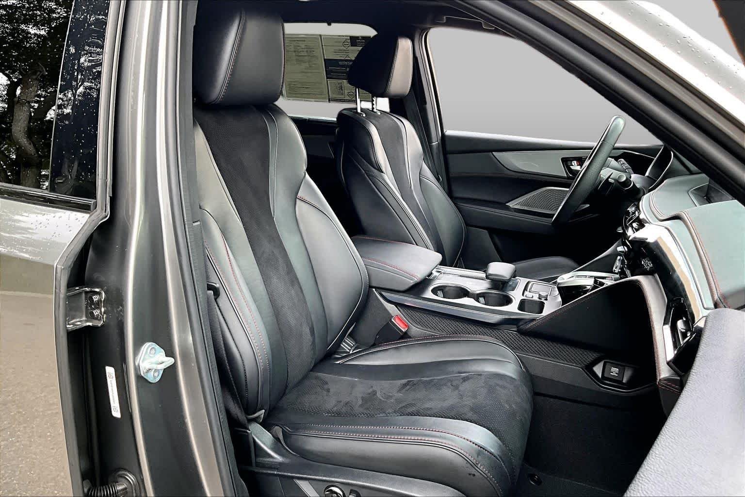 Used 2024 Liquid Carbon Metallic Acura w/A-Spec Package image 9