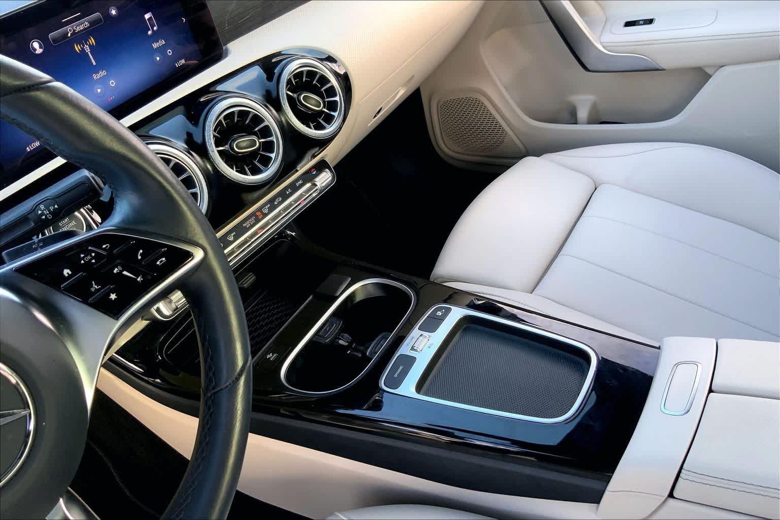 Used 2024 Polar White Mercedes-Benz CLA 250 image 16
