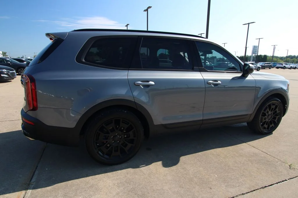 Used 2021 Silver Kia SX image 5