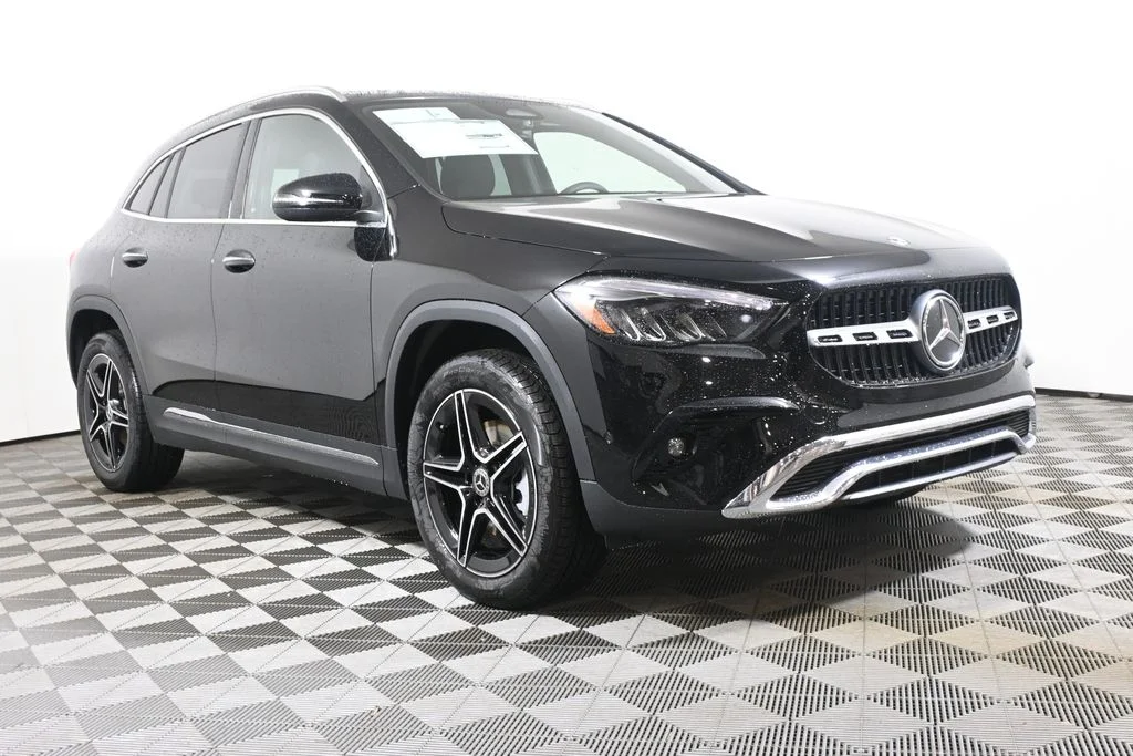 New 2026 Black Mercedes-Benz GLA 250 image 9