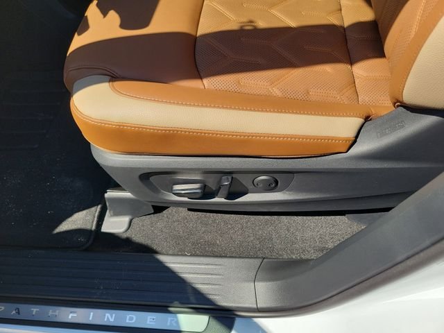 New 2026 Nissan Pathfinder Platinum