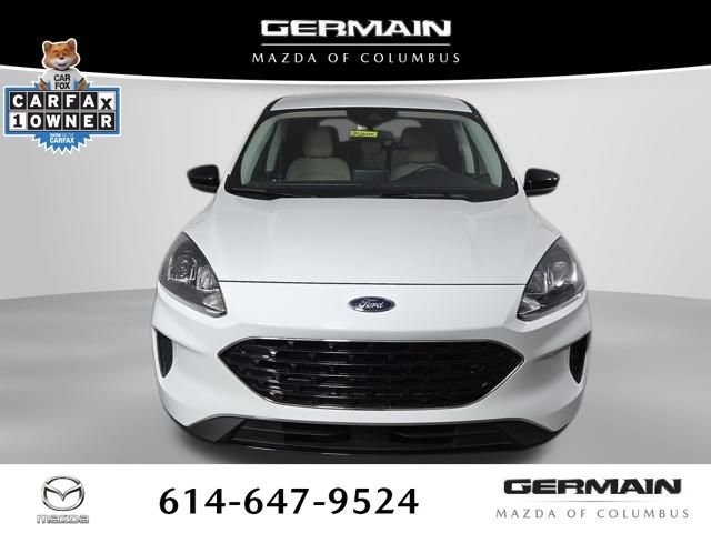 Used 2021 White Ford SE image 3