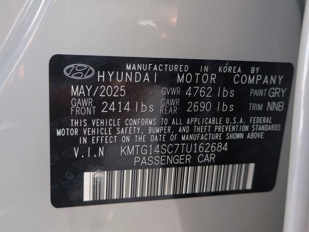 2026 GENESIS G70 Standard - Photo 39