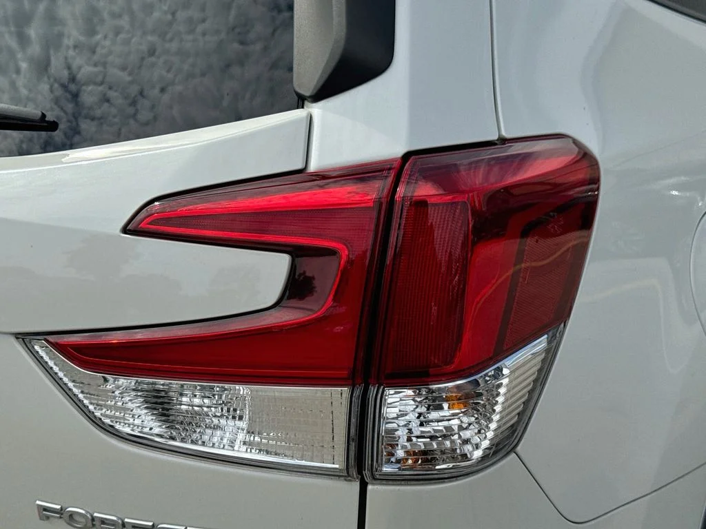 Used 2019 White Subaru Premium image 32