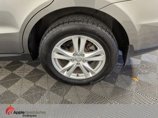 Used 2011 Gray Hyundai SE image 45