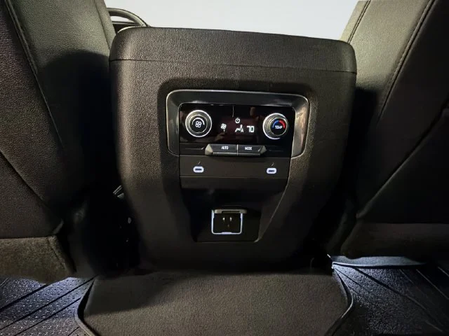 Used 2023 Gray Chevrolet LT image 29