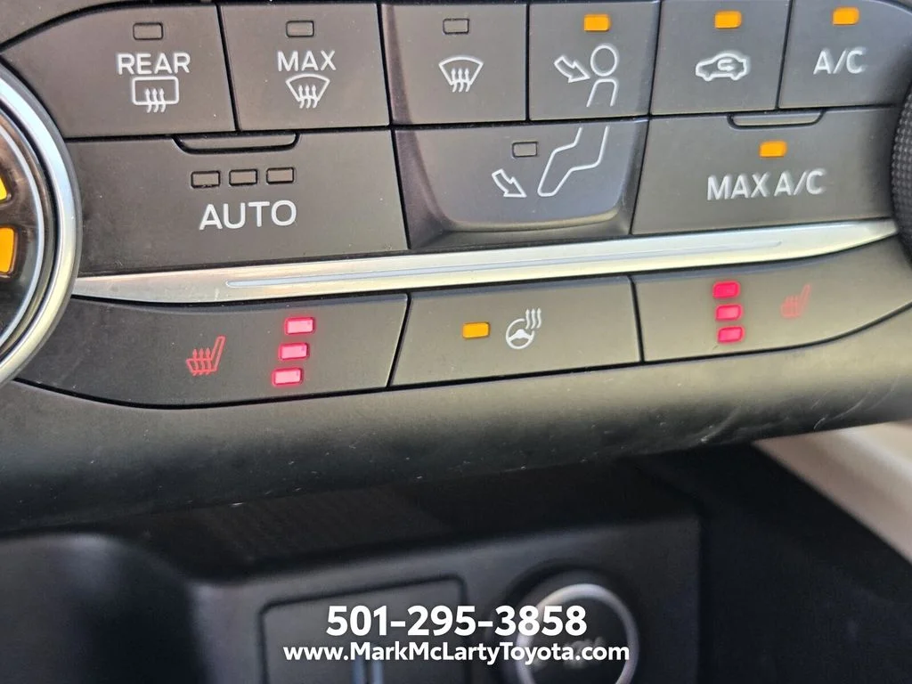 Used 2020 Gold Ford SEL image 21