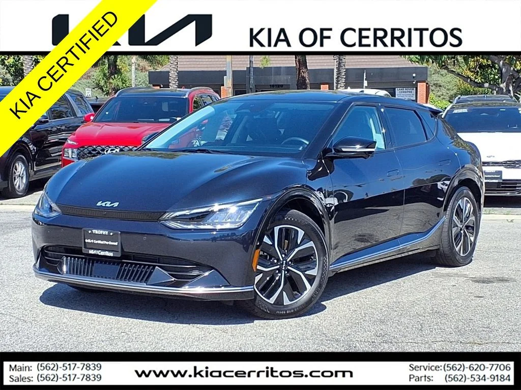 2023 Kia EV6 Wind's photo