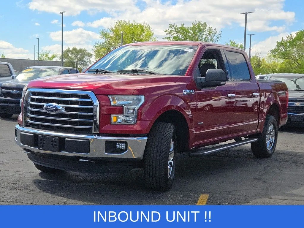 Used 2016 Red Ford XLT image 5