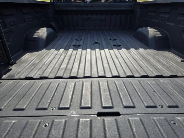 Used 2024 Onyx Black GMC AT4 image 18