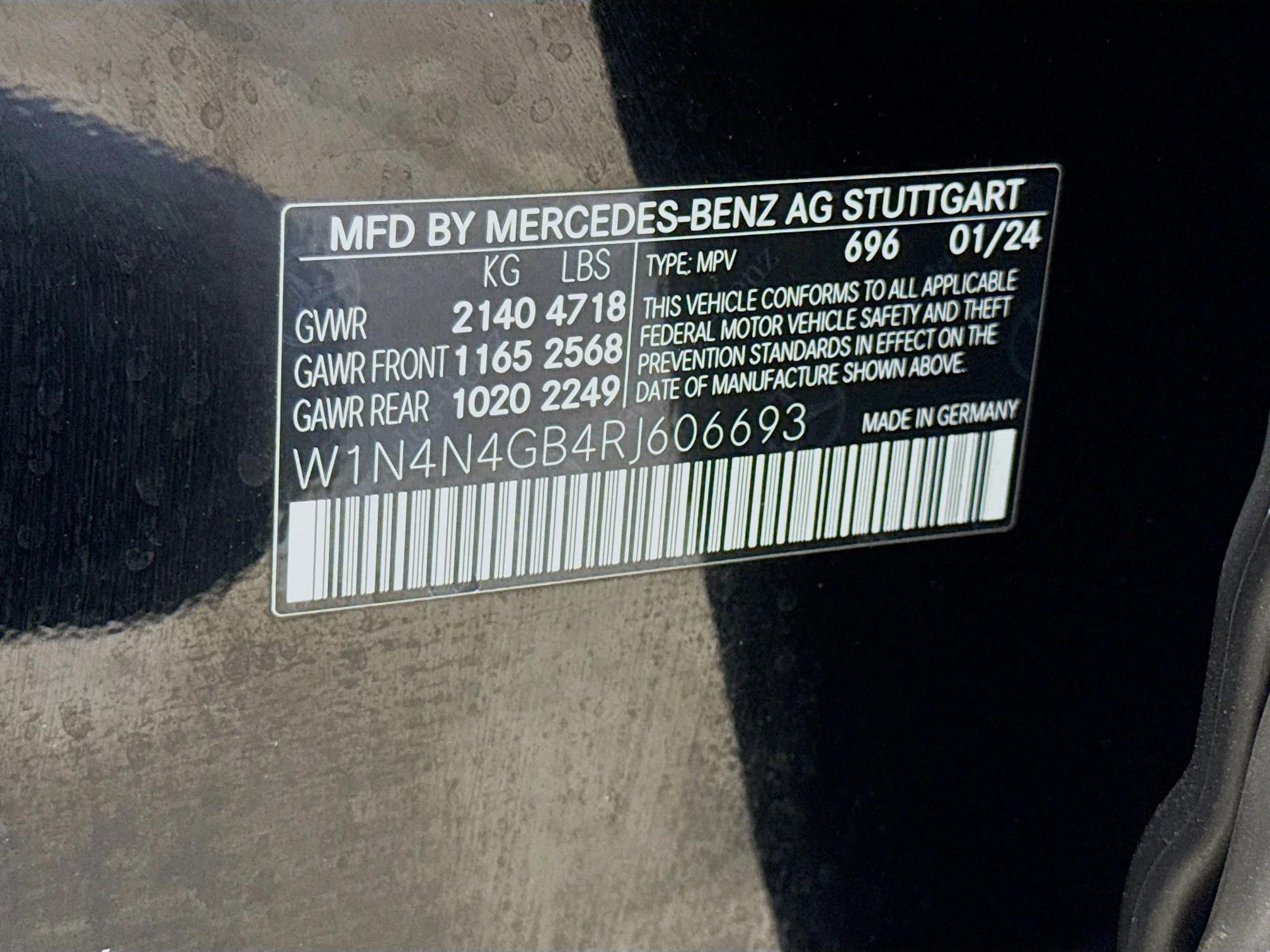 Used 2024 Black Mercedes-Benz GLA 250 image 34