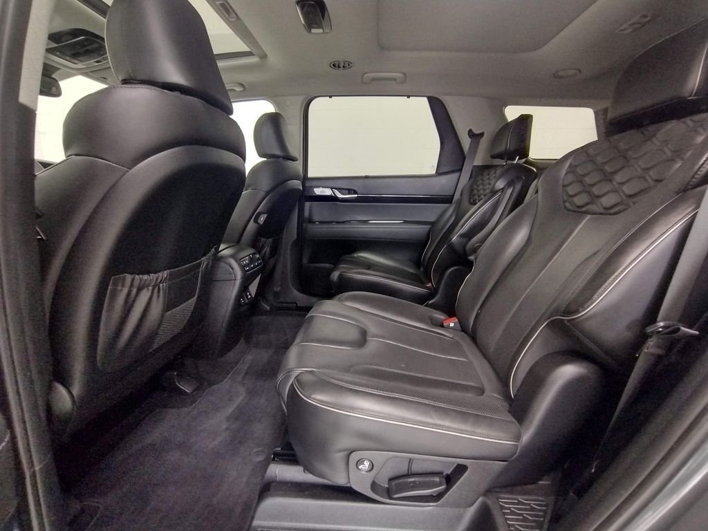 Used 2022 Rainforest Hyundai Limited image 38