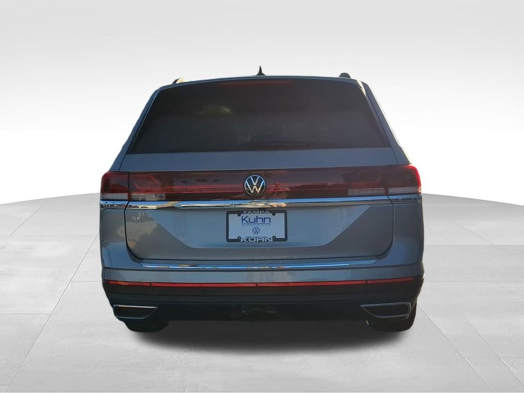 New 2026 Silver Volkswagen 2.0T SE w/Technology image 5