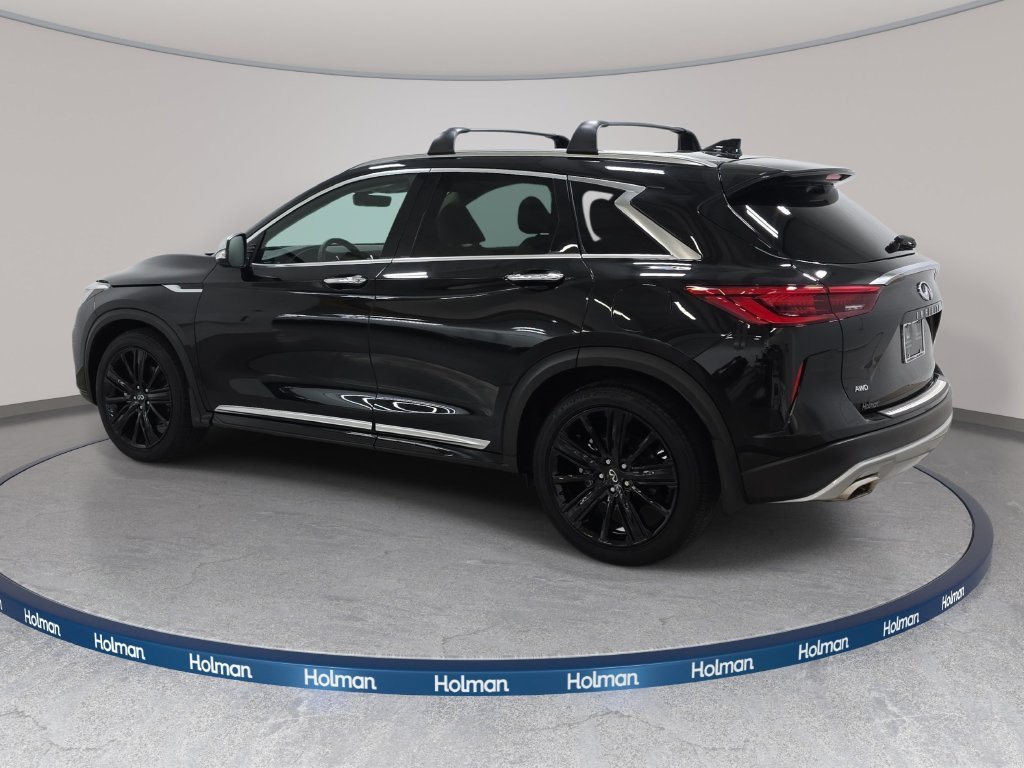 Certified Used 2023 Mineral Black INFINITI SENSORY AWD image 7