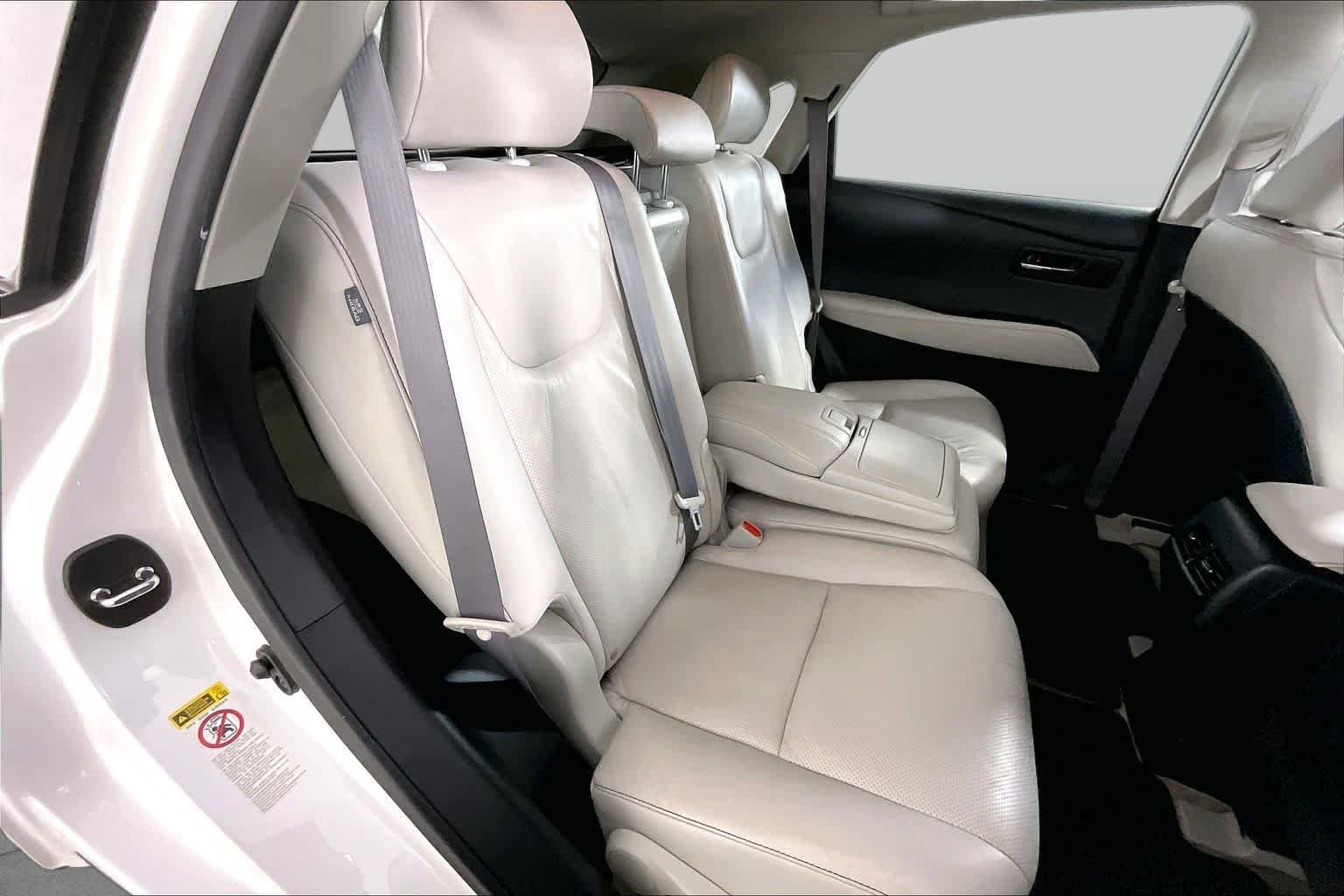 Used 2015 Starfire Pearl Lexus  image 19