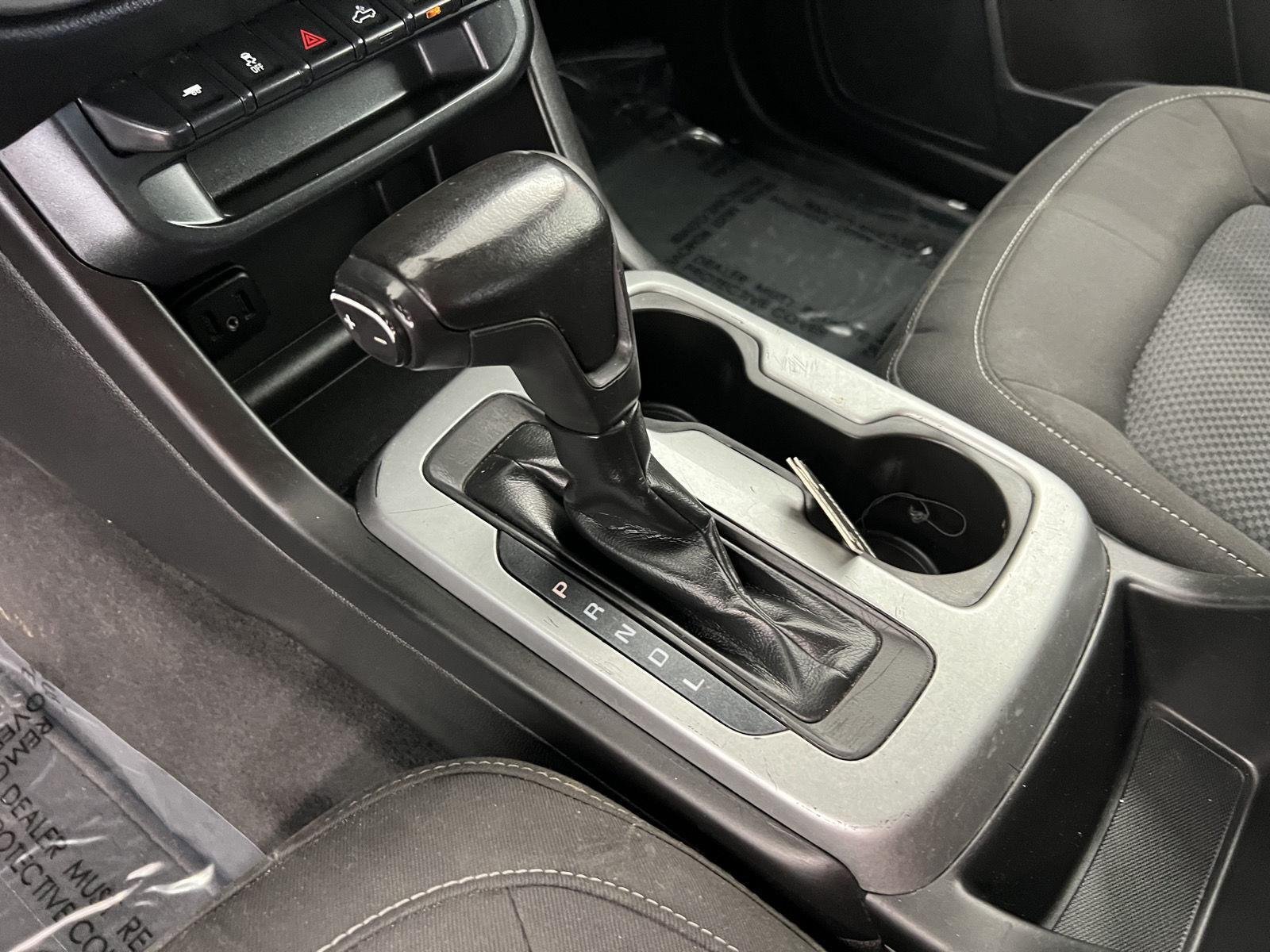 2019 Chevrolet Colorado LT - Photo 18