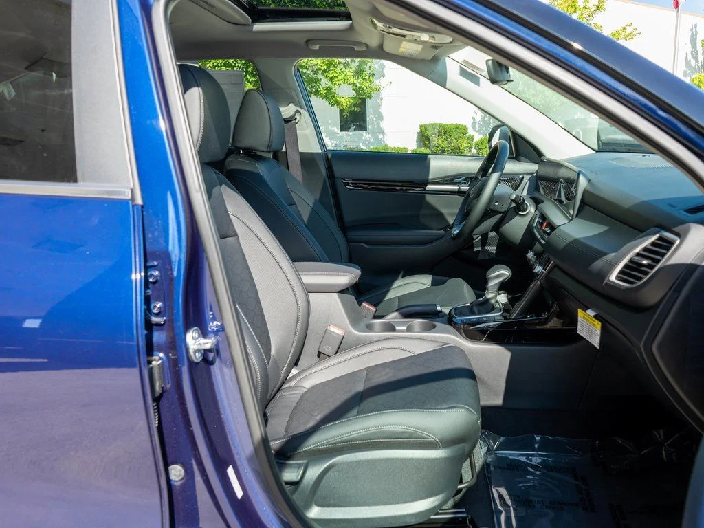 New 2026 Dark Ocean Blue Kia EX image 10
